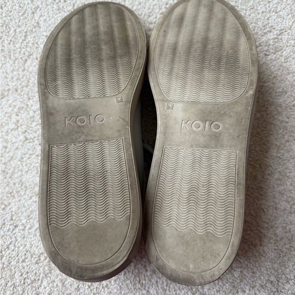 KOIO White Leather Sneakers - Picture 6 of 7